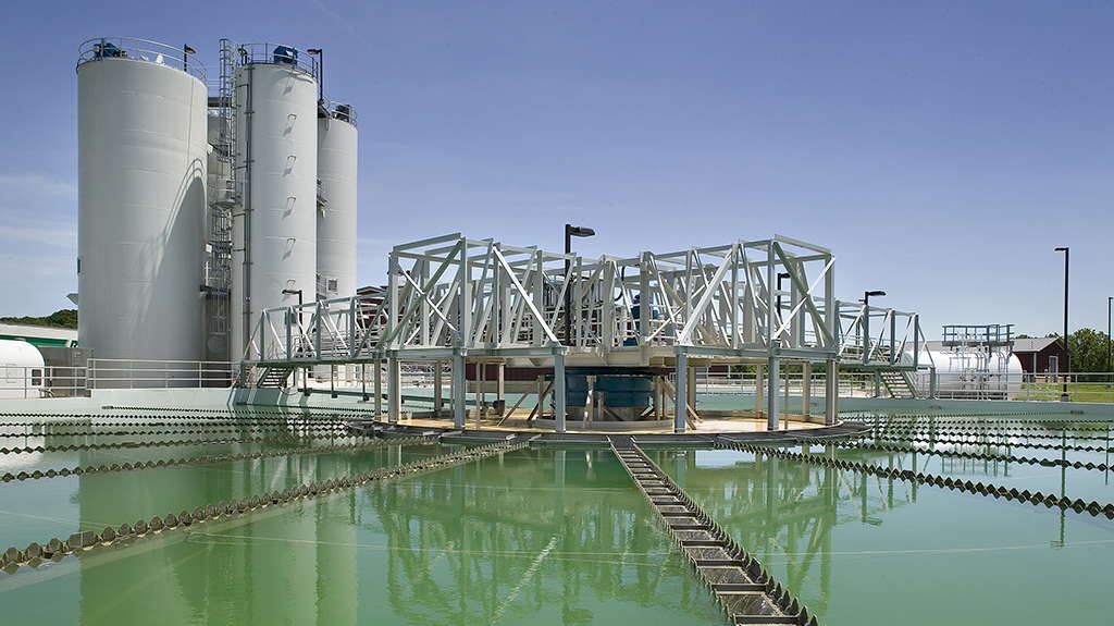 Solids CONTACT CLARIFIER