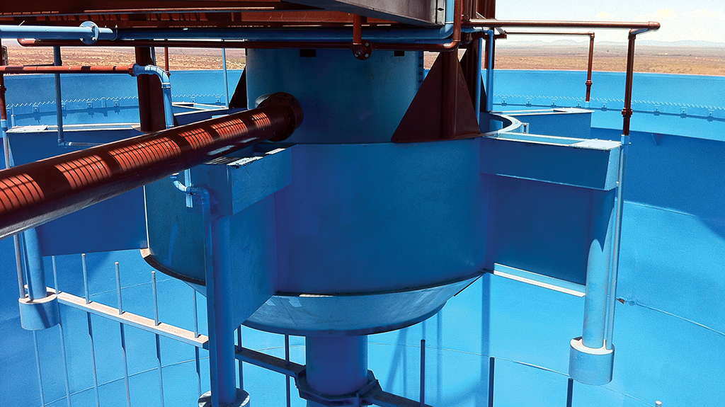 Thickener with EvenFlo advanced feedwell installed