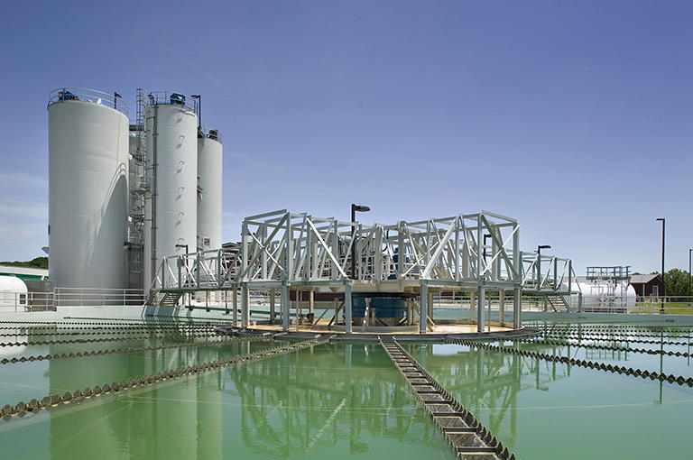 solids CONTACT CLARIFIER