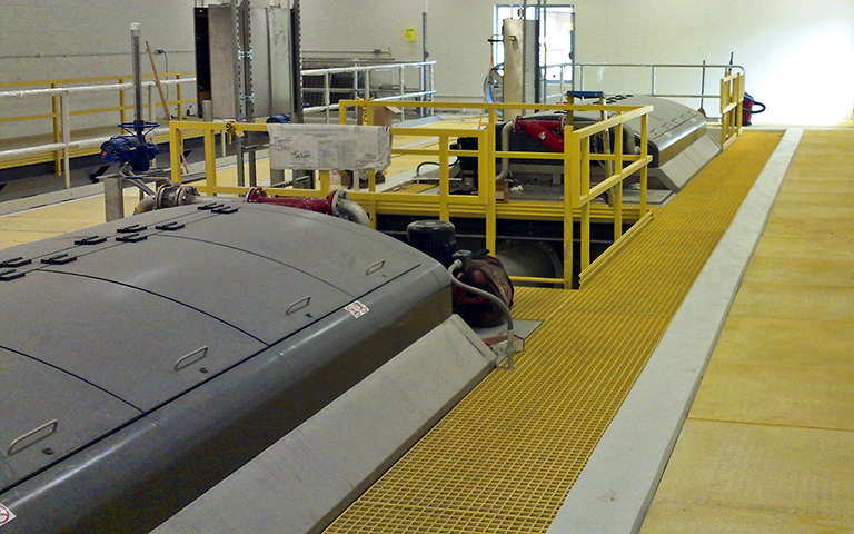 Two SuperDisc disc filtration units at Glendale Heights WTP