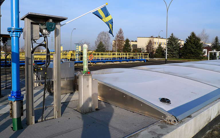 ZICKERT tank covers installed on-site at Rzeszow, Poland